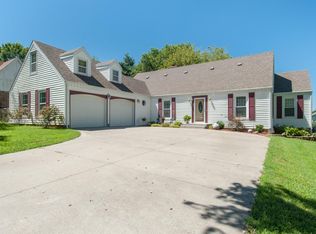 707 N 6th Ave, Ozark, MO 65721