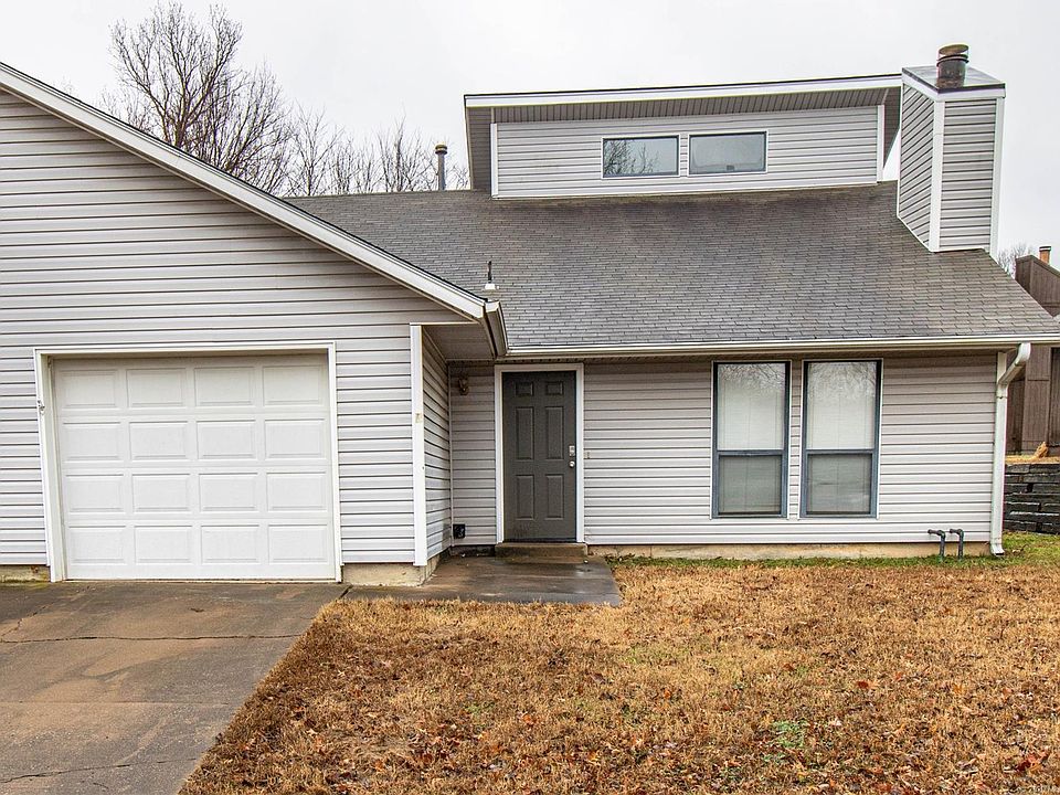 1st image of 2121 W Driftwood Dr #B