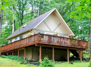 246 Sellersville Dr, East Stroudsburg, PA 18302