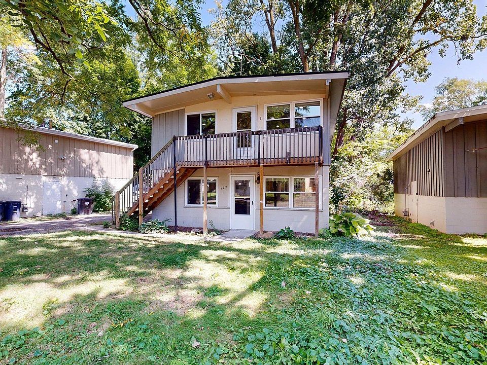 1st image of 122 Allen Dr APT 1