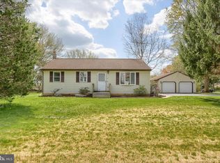 1916 Fisher Rd, Mechanicsburg, PA 17055