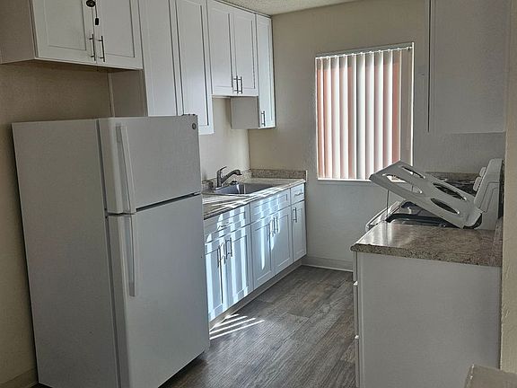 5th image of 1635-1641 Parker Ave #1641D