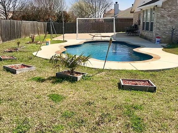 5th image of 3988 Miami Springs Dr