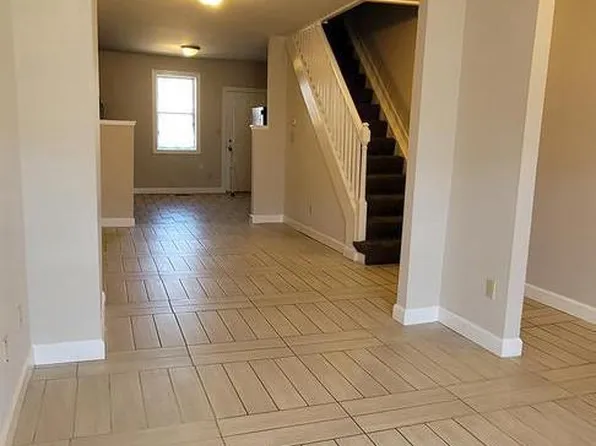 2810 W Mulberry St, Baltimore, MD 21223