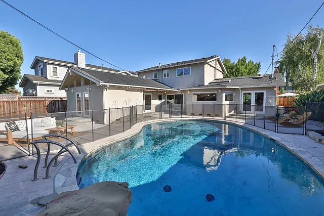 4 bed, 3.5 bath, 2359 sqft, $6,600 — Photo 4