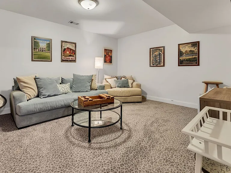 1077 Woodbury Falls Dr — Photo 24