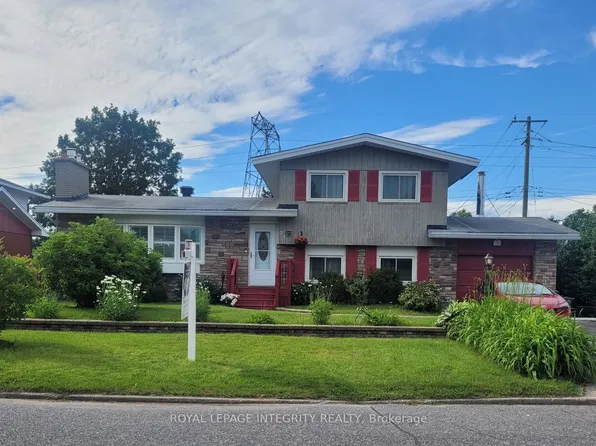 29 Pritchard Dr, Ottawa, ON K2G 1B2