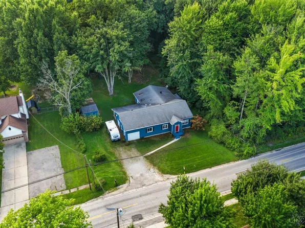 345 Amelia Olive Branch Rd, Amelia, OH 45102