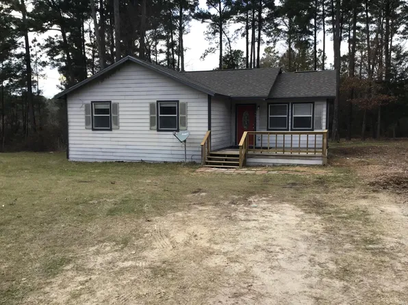 140 Lake L Dr, Trinity, TX 75862
