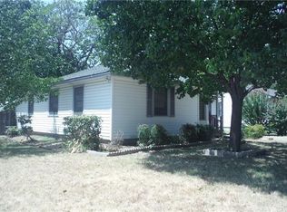 1917 Evergreen Dr, Garland, TX 75040