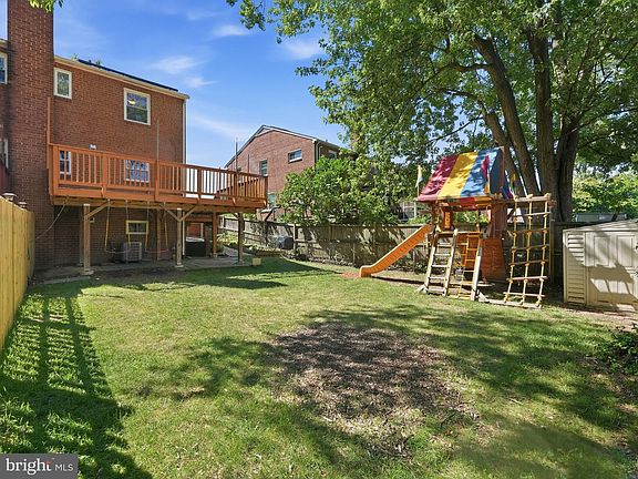 3rd image of 31 Garden Dr