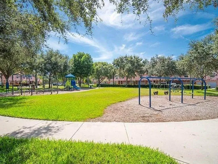 2044 Alta Meadows Ln #1808 — Photo 12