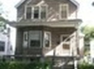 8819 S Saginaw Ave, Chicago, IL 60617
