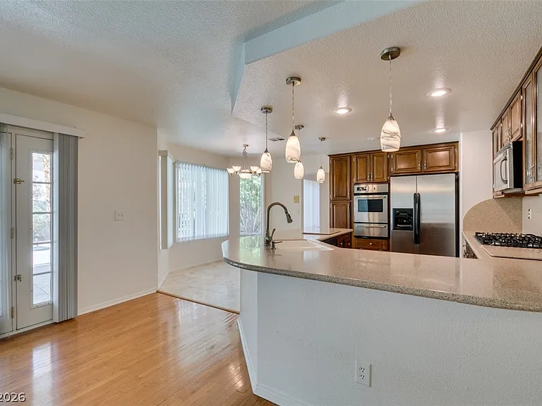 8224 Tivoli Cove Dr — Photo 21