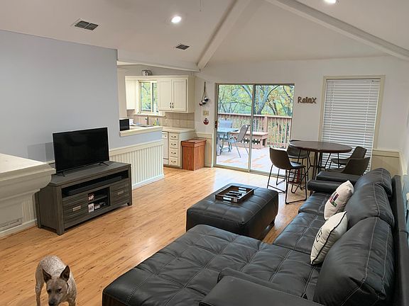 4th image of 97 Canterbury Ln