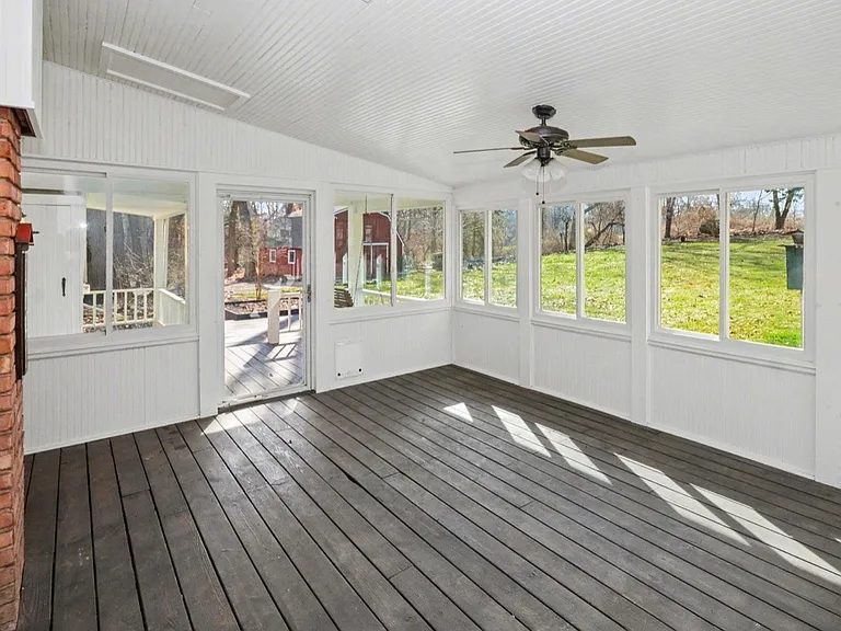 8841 Clark Rd — Photo 8