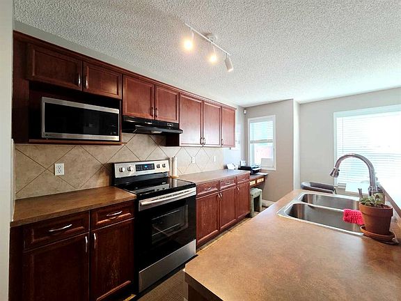 5th image of 48 S Covepark Pl NE