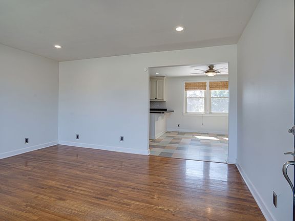 5th image of 504 Big Horn Dr
