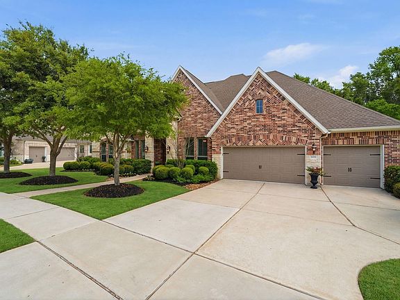 3rd image of 30910 Crest View Ter