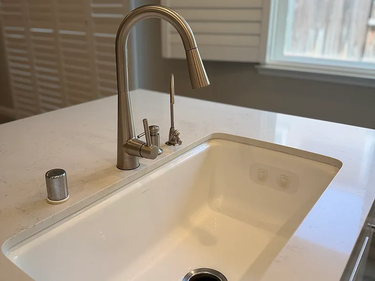 700 Apricot Cir — Photo 8