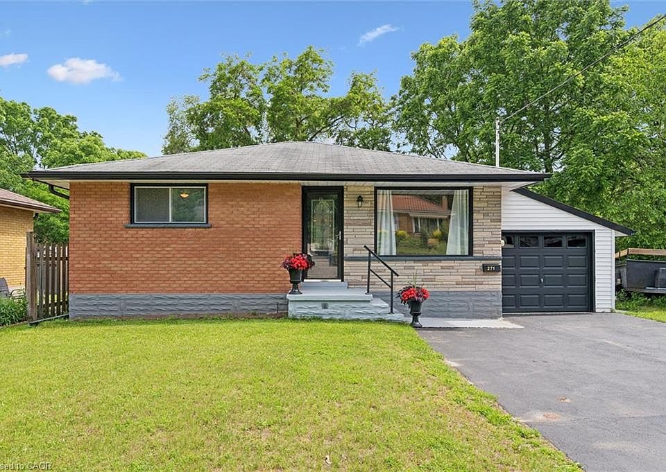 1st image of 271 Mausser Ave