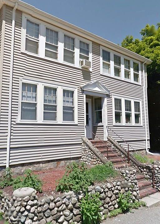 1st image of 10 Johnson Ct #2B