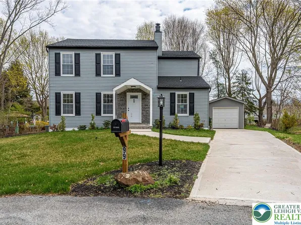 99 Gloucester Ct, Downingtown, PA 19335