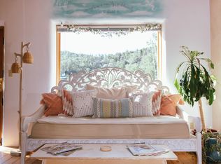 28 Vereda Mesita, Santa Fe, NM 87508