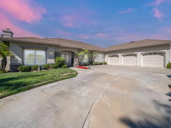 1608 Hamilton Ln, Escondido, CA 92029