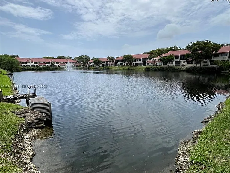 3345 Emerald Oaks Dr #106 — Photo 42