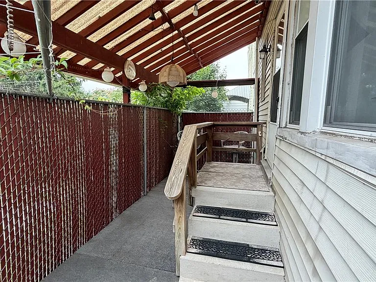 38 S Carlisle St — Photo 10