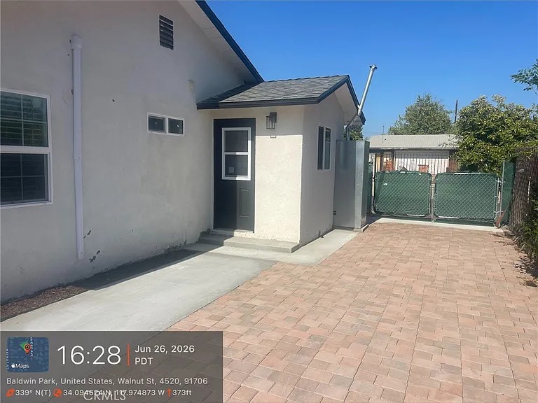 4532 Walnut St — Photo 6
