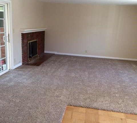 3rd image of 807 Maertin Ln