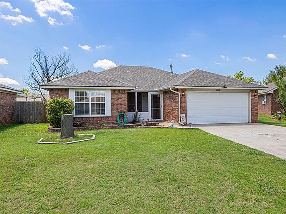 3rd image of 1412 Buena Vista Cir