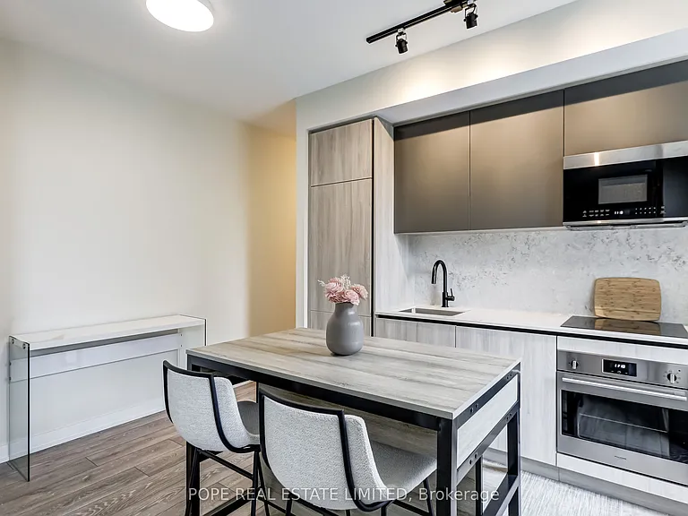 108 Peter St #1502 — Photo 10