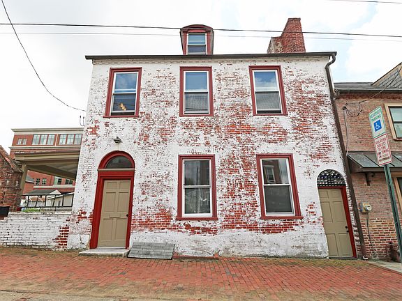 3rd image of 328 W Gay St Unit A