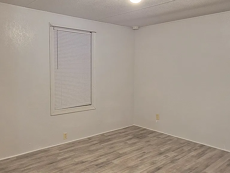 2138 Monarch Rd — Photo 12