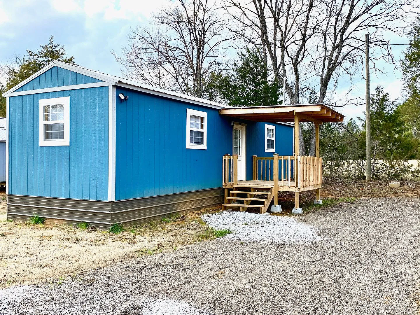 Blue Springs — Photo 1