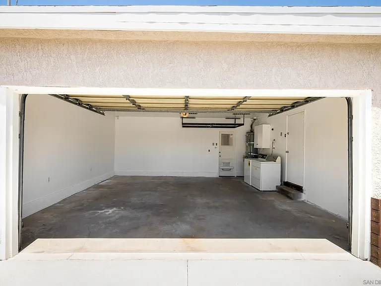 3609 Nassau Dr — Photo 28
