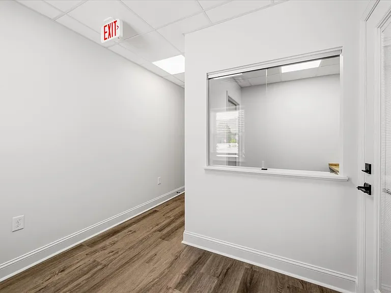 105 Church Aly #A — Photo 8