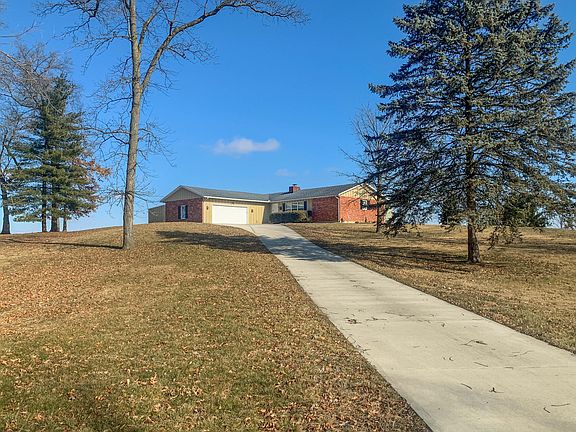 2nd image of 3180 Adell Dr