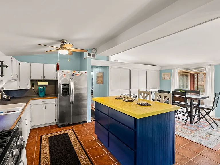 1512 Waterside Dr — Photo 23