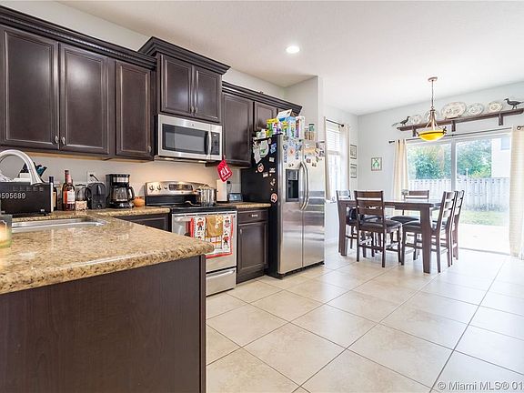 4th image of 8926 SW 215th Ter