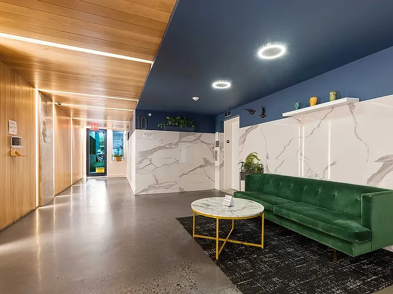 10 Lexington Ave #4C — Photo 17