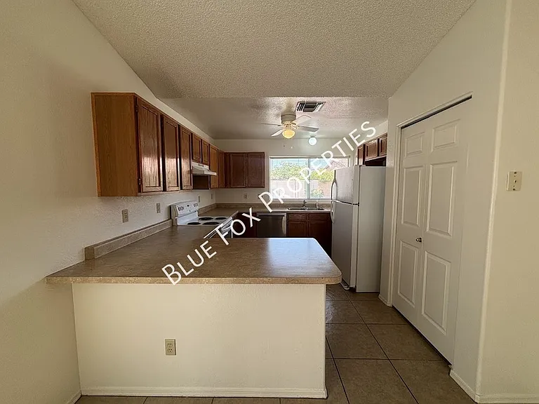 3472 W Sky Ridge Loop — Photo 6