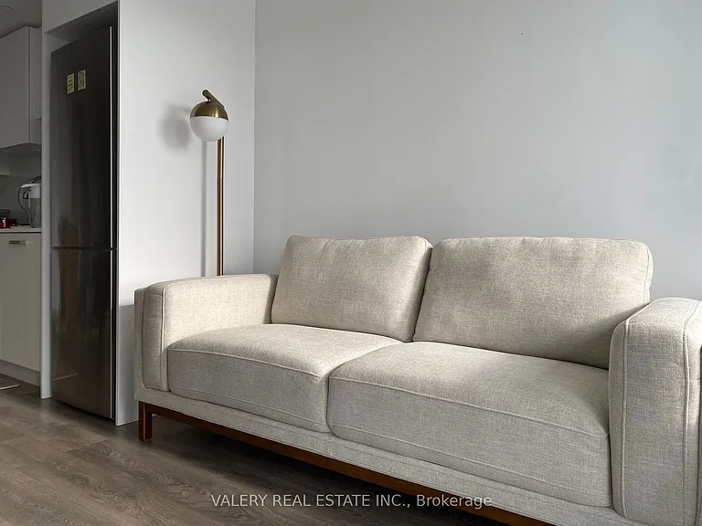 195 Redpath Ave #2205 — Photo 30