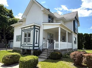 914 Cass Ave, Bay City, MI 48708