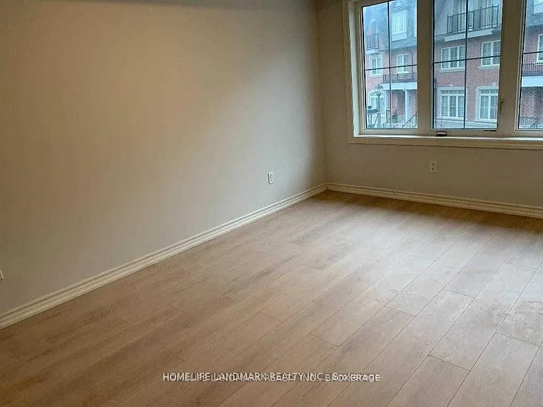 8 Eaton Park Ln #12 — Photo 11