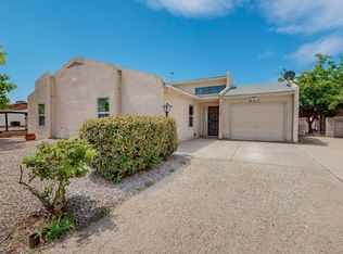 451 Stallion Rd SE, Rio Rancho, NM 87124