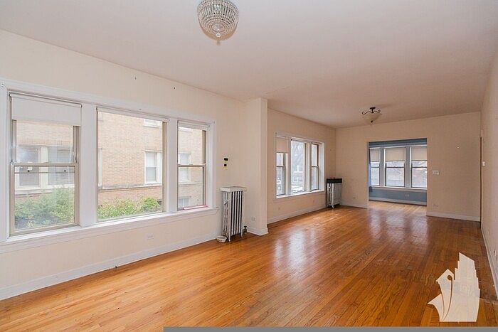 1st image of 1950 W Leland Ave APT 2